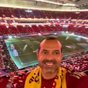 Meet your Posher, Moez